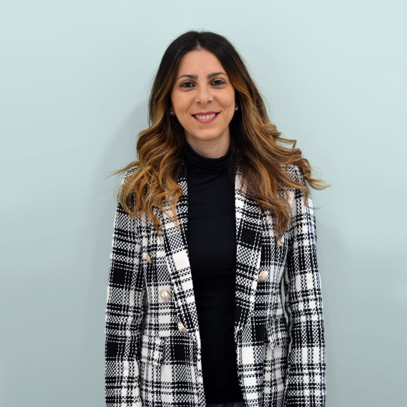 Daniela Issera Daniela Issera